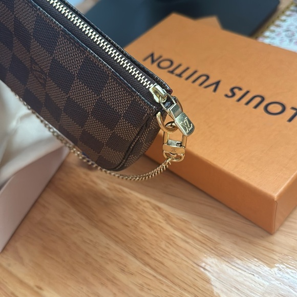 Mini Pochette - like new - Picture 6 of 11